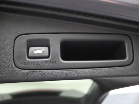 Used 2022 Honda CR-V EX-L image 11