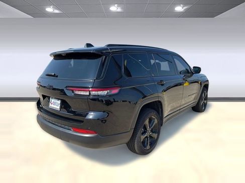 New 2025 Jeep Grand Cherokee L Limited w/ Luxury Tech Group II image 8