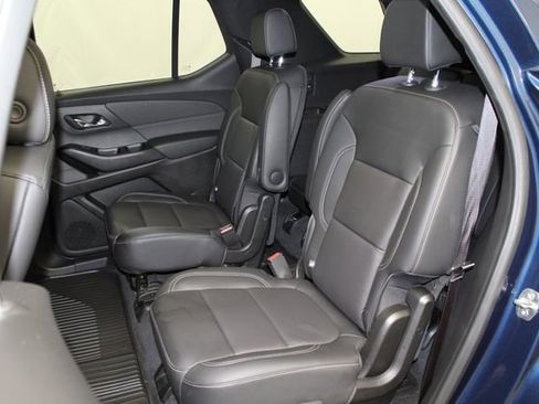 Used 2023 Chevrolet Traverse LT w/ LT Premium Package image 26