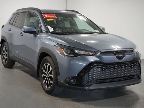 Used 2024 Toyota Corolla Cross AWD Hybrid image 3