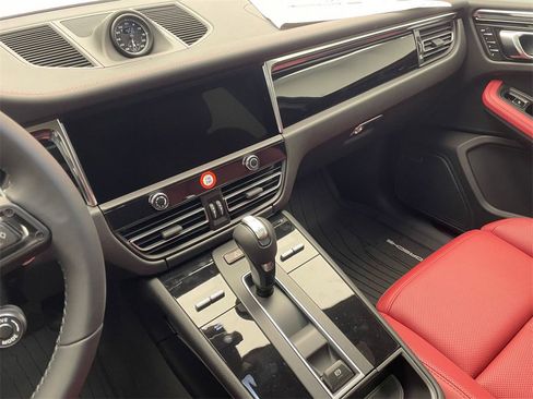 New 2026 Porsche Macan Turbo image 11