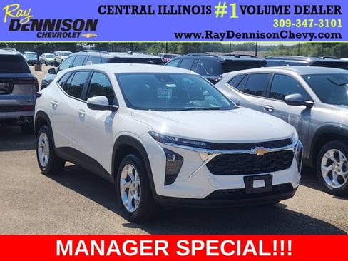New 2026 Chevrolet Trax LS w/ LS Convenience Package FWD image 1