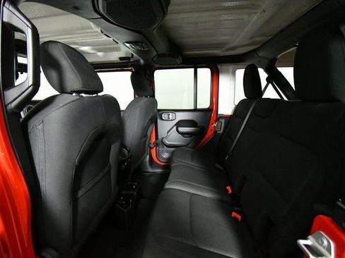 Used 2019 Jeep Wrangler Unlimited Sport S image 24
