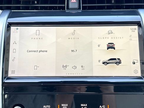 Used 2022 Land Rover Discovery Sport SE R-Dynamic image 30