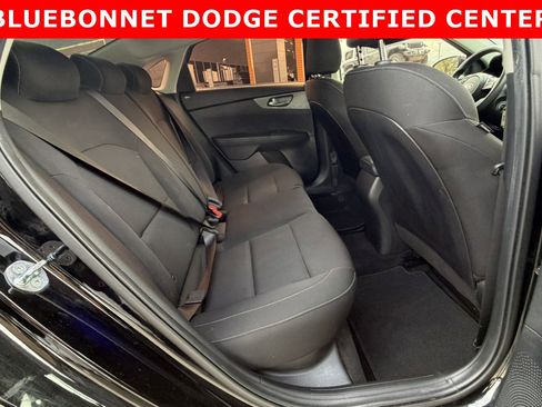 Used 2021 Kia Forte LXS FWD image 17