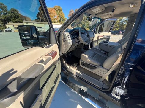 Used 2008 Ford F250 Lariat image 22
