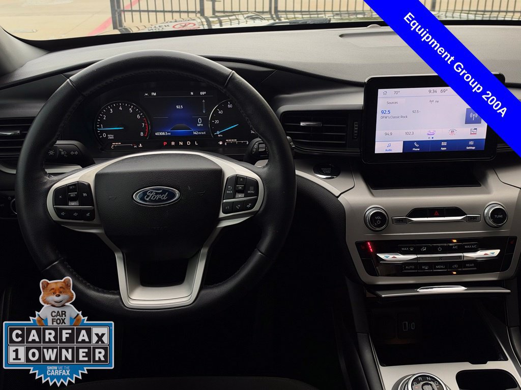 Used 2023 Ford Explorer XLT AWD/4WD image 5