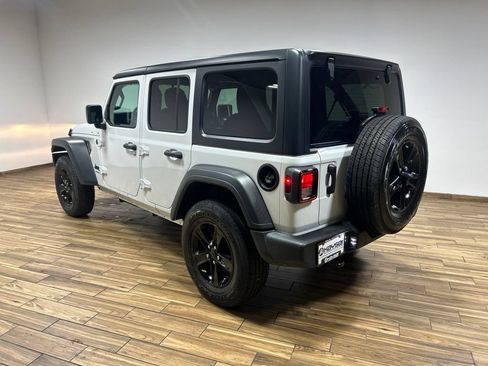 Used 2023 Jeep Wrangler Unlimited Sport AWD/4WD image 23
