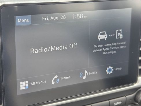 Used 2026 Hyundai Venue SEL FWD image 17