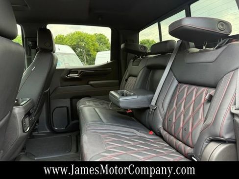 Used 2022 GMC Sierra 1500 AT4 w/ AT4 Premium Package AWD/4WD image 19