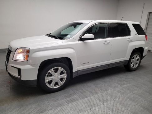 Used 2017 GMC Terrain SLE FWD image 2
