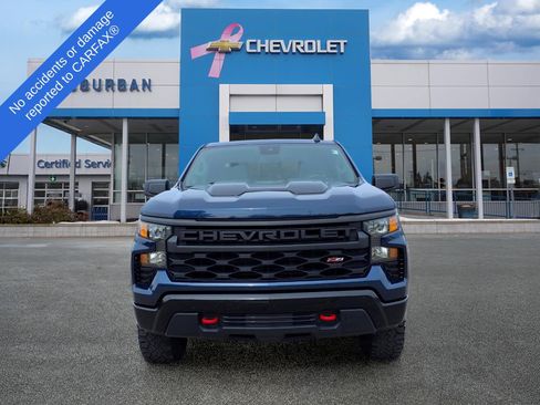 Used 2022 Chevrolet Silverado 1500 Custom Trail Boss w/ LPO, Dark Essentials Package AWD/4WD image 2