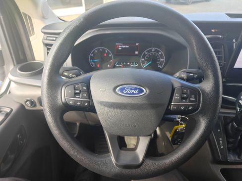 Used 2024 Ford Transit 350 XLT image 25