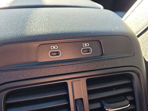 Certified 2025 Audi Q5 Premium w/ Convenience Package AWD/4WD image 23