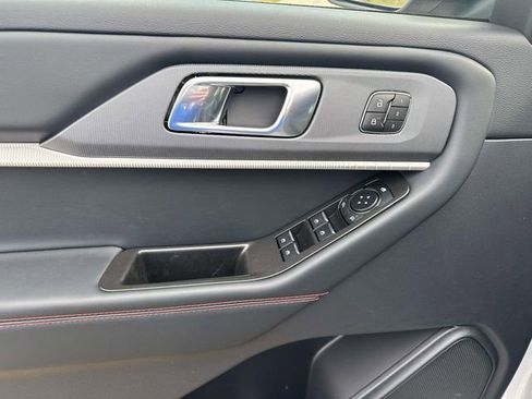 New 2026 Ford Explorer ST-Line w/ ST-Line Street Pack image 20