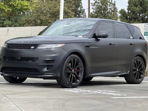 Used 2024 Land Rover Range Rover Sport Dynamic SE AWD/4WD image 10