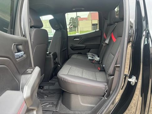 New 2026 Chevrolet Colorado Z71 AWD/4WD image 12