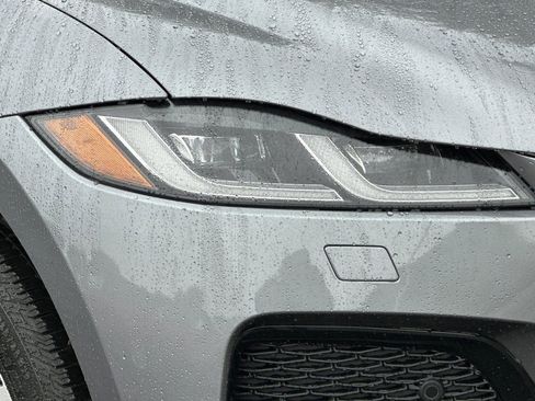 New 2025 Jaguar F-PACE R-Dynamic S AWD/4WD image 9