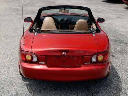 Used 1999 MAZDA MX-5 Miata RWD image 5