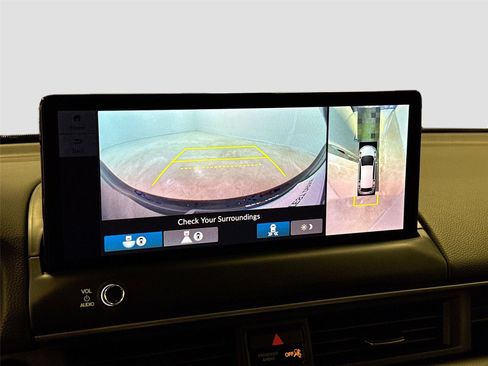 New 2026 Honda Pilot Touring image 13