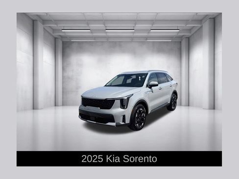 Used 2025 Kia Sorento S FWD image 1