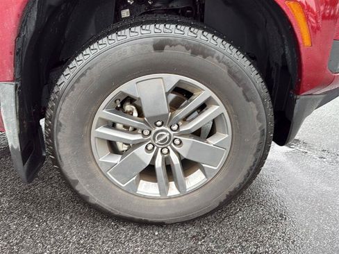 Certified 2025 Nissan Frontier SV AWD/4WD image 8