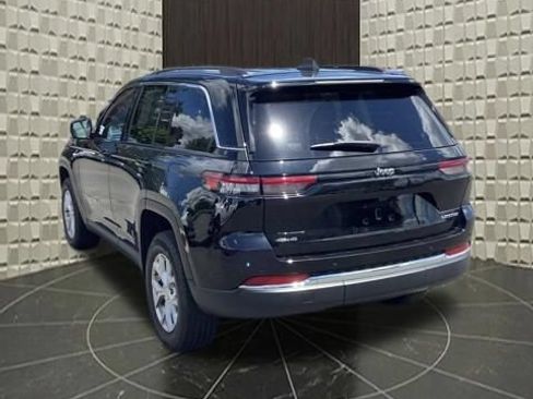 Certified 2023 Jeep Grand Cherokee Limited AWD/4WD image 7