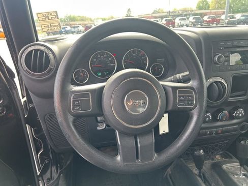 Used 2015 Jeep Wrangler Unlimited Sport image 12