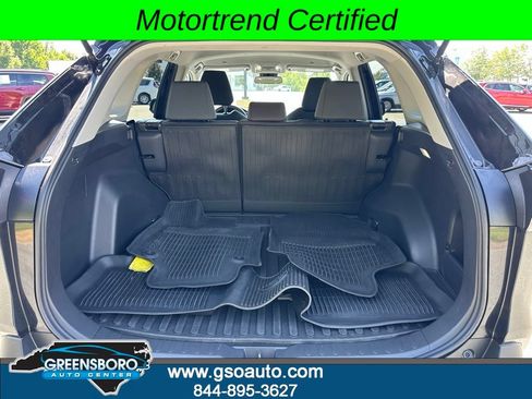 Used 2025 Toyota RAV4 XLE FWD image 37