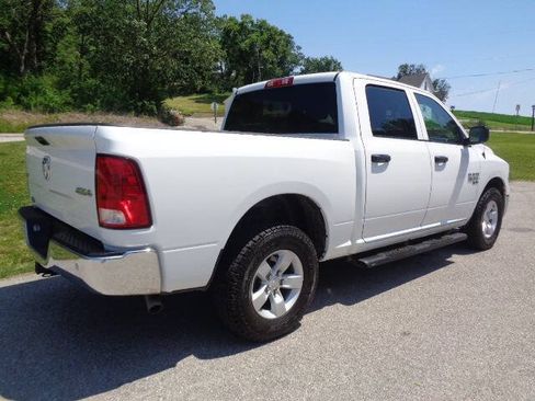 Used 2022 RAM 1500 Classic SLT w/ Electronics Group AWD/4WD image 6