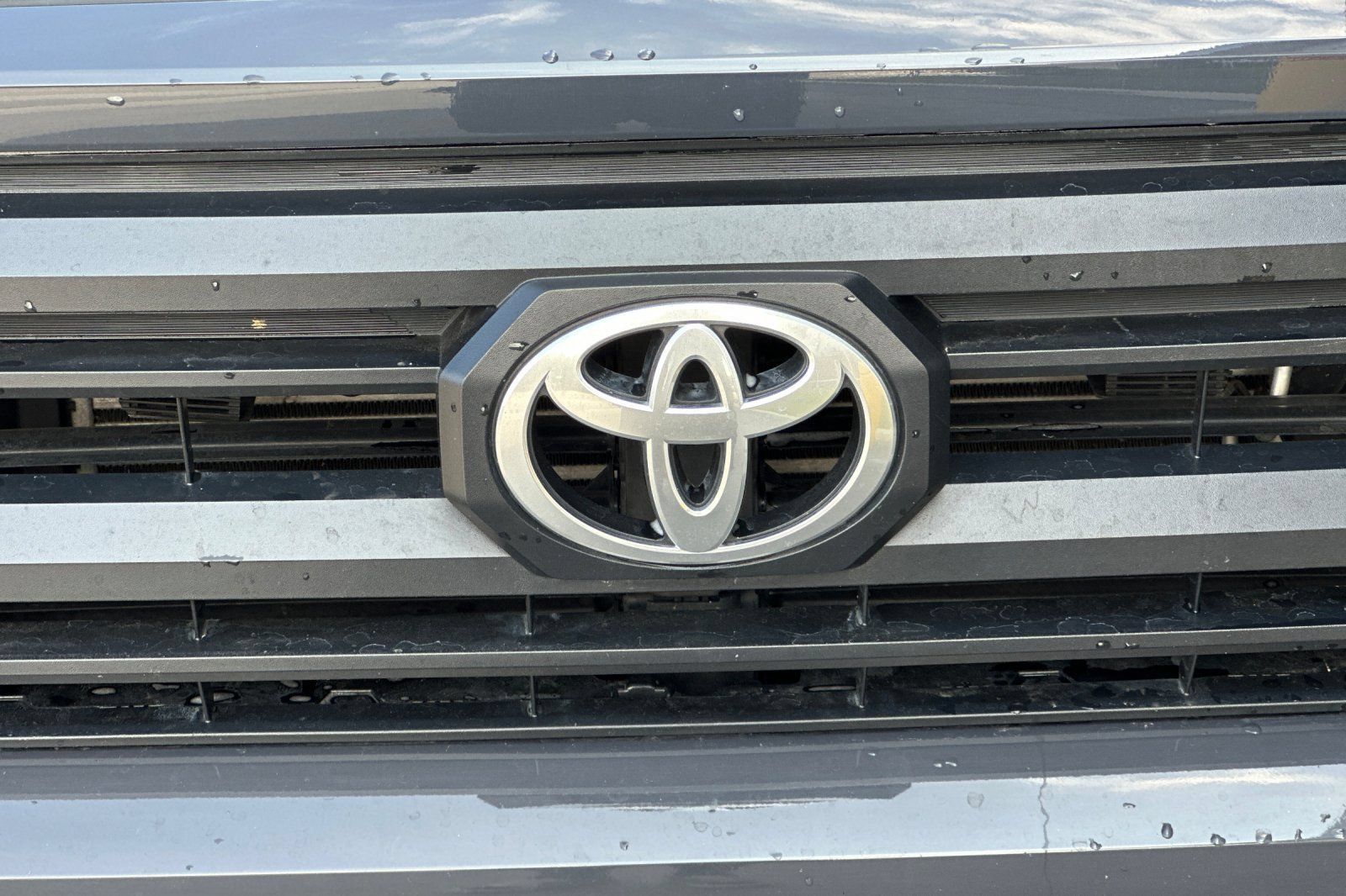 Used 2025 Toyota Tacoma SR5 AWD/4WD image 36