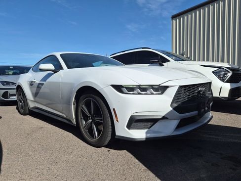 Used 2024 Ford Mustang EcoBoost image 6