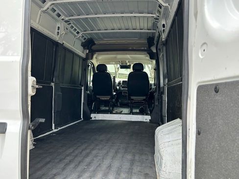 Used 2023 RAM ProMaster 2500 FWD image 35