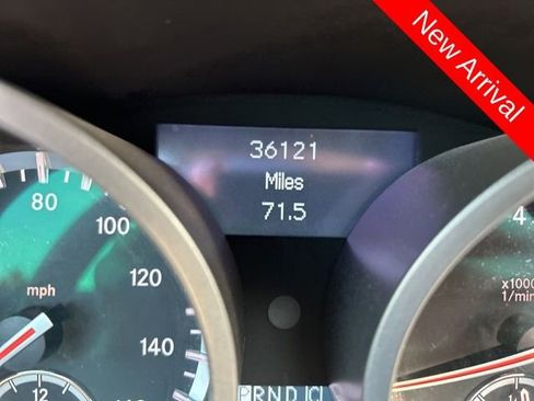 Used 2011 Mercedes-Benz SLK 300 image 14