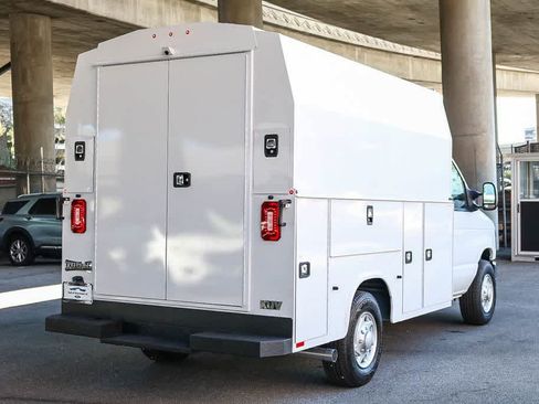 New 2026 Ford E-350 and Econoline 350 Super Duty w/ Power Equipment Group image 6