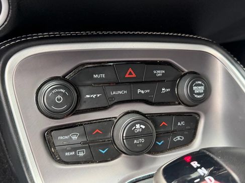 Used 2022 Dodge Challenger SRT Hellcat RWD image 22