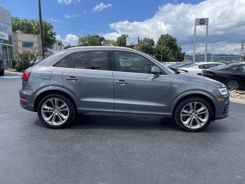 Used 2016 Audi Q3 2.0T Prestige w/ Prestige Package AWD/4WD image 4