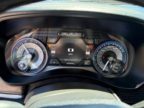 Used 2022 RAM 3500 Limited AWD/4WD image 13