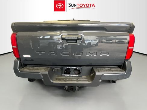 New 2025 Toyota Tacoma TRD Off-Road image 5