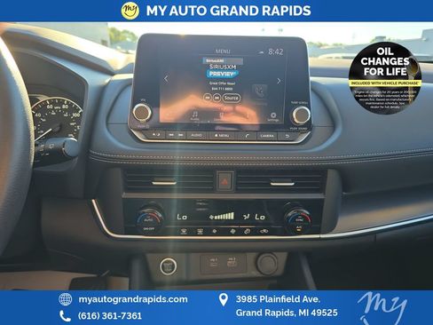 Used 2023 Nissan Rogue SV AWD/4WD image 20