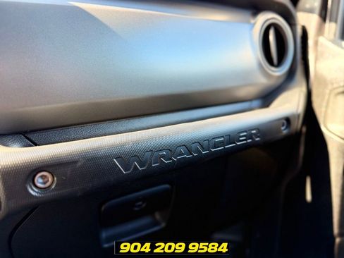 Used 2023 Jeep Wrangler Unlimited Sport AWD/4WD image 22