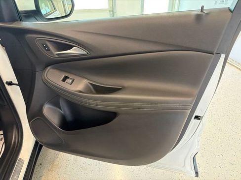 Used 2023 Buick Encore GX Select w/ Safety Package II AWD/4WD image 40