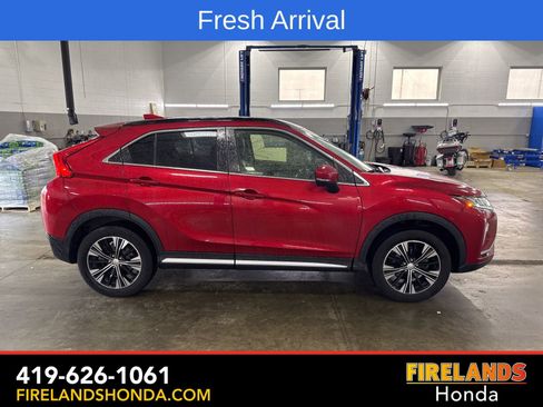 Used 2018 Mitsubishi Eclipse Cross SEL image 6