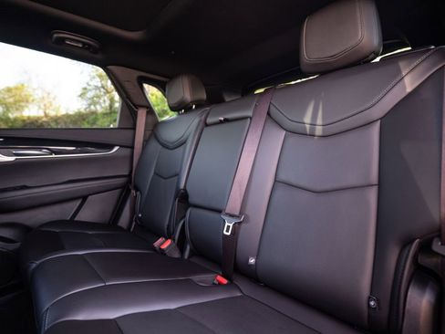 Used 2023 Cadillac XT5 Premium Luxury AWD/4WD image 36