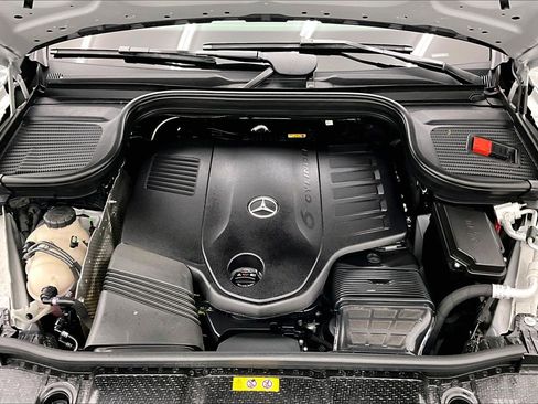 Used 2026 Mercedes-Benz GLE 450 4MATIC image 9
