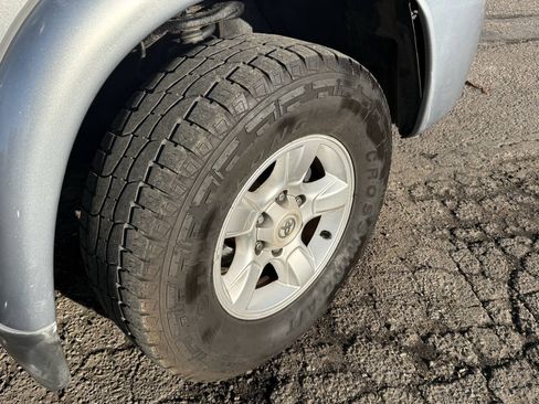 Used 2006 Toyota Tundra SR5 AWD/4WD image 14