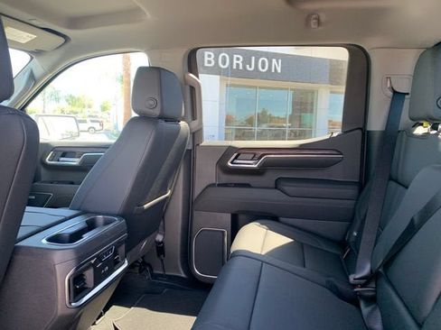 New 2026 GMC Sierra 1500 SLT w/ SLT Premium Plus Package AWD/4WD image 12