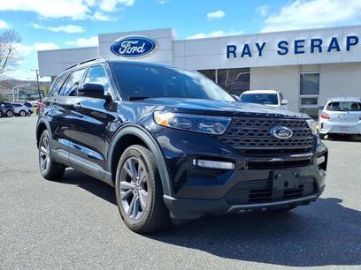 Certified 2022 Ford Explorer XLT w/ Equipment Group 202A