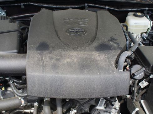 Used 2023 Toyota Tacoma TRD Pro AWD/4WD image 29