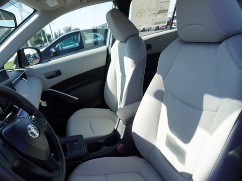 New 2026 Toyota Corolla Cross L image 19